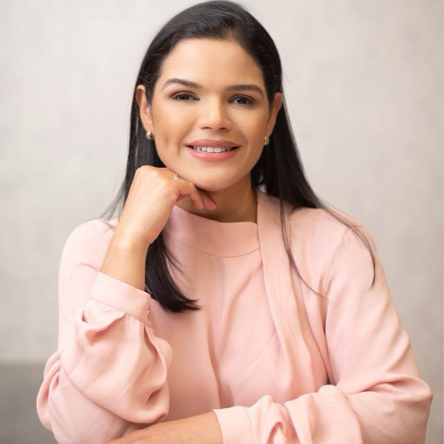 Dra. Drielle Sales